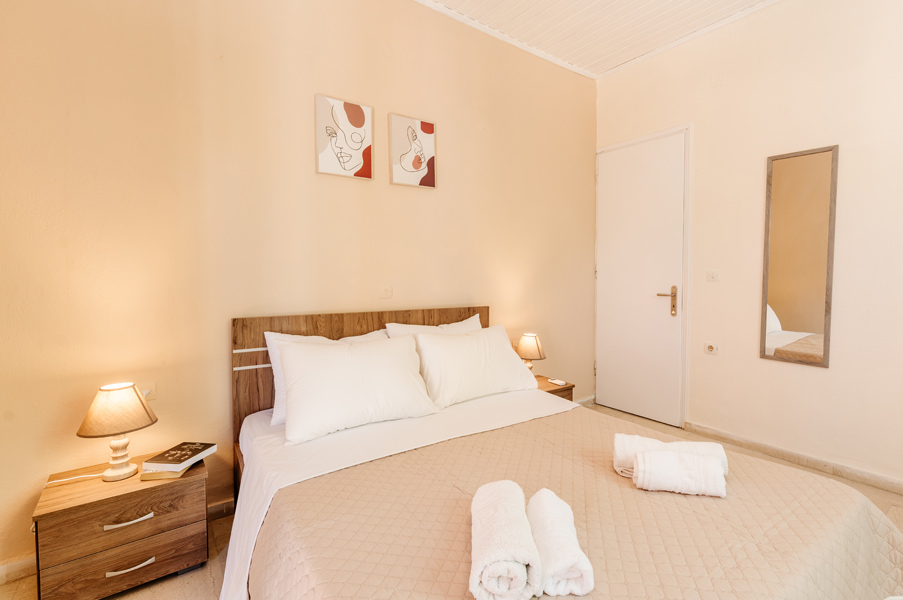 Ferienhaus Alexandros A - Erstes Schlafzimmer