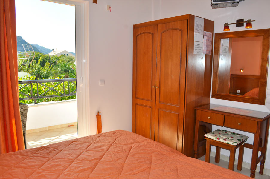Korfu-Ferienappartement-A-Schlafzimmer.2-Sophia
