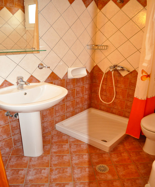 Korfu-Ferienappartement-B-Bad-Sophia