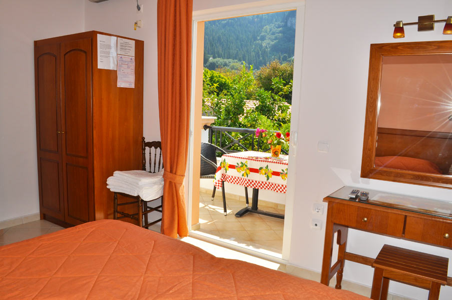 Korfu-Ferienappartement-B-Schlafzimmer.2-Sophia