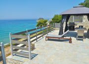 Terrace-garden-beach-house-Philippos-g